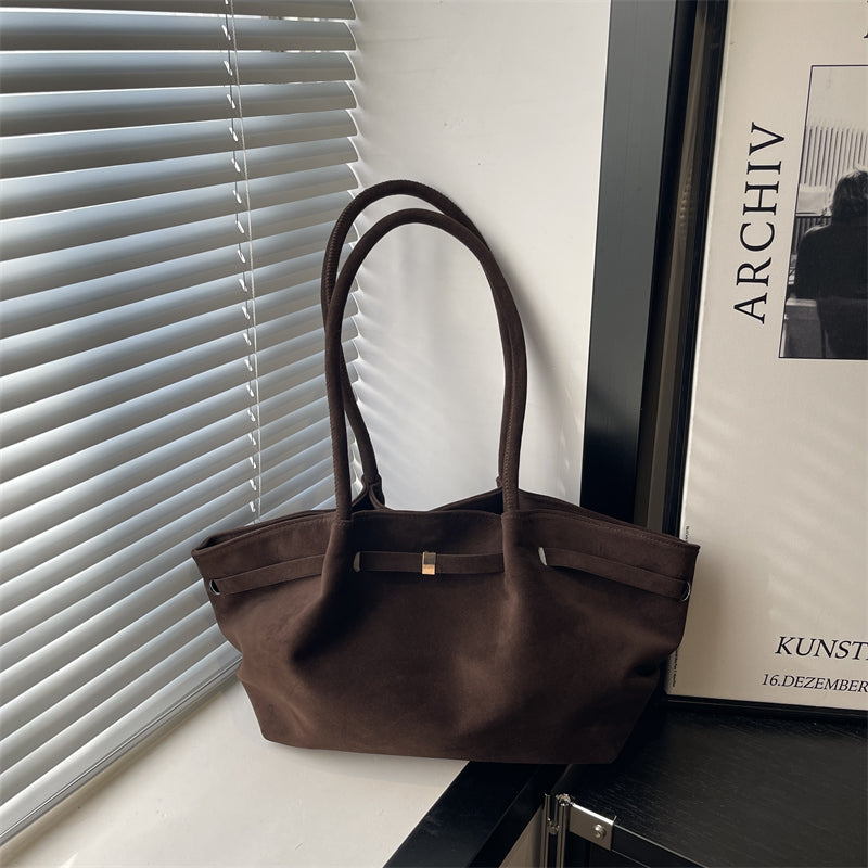 Bolsa de Ombro Feminina em Camurça Vintage